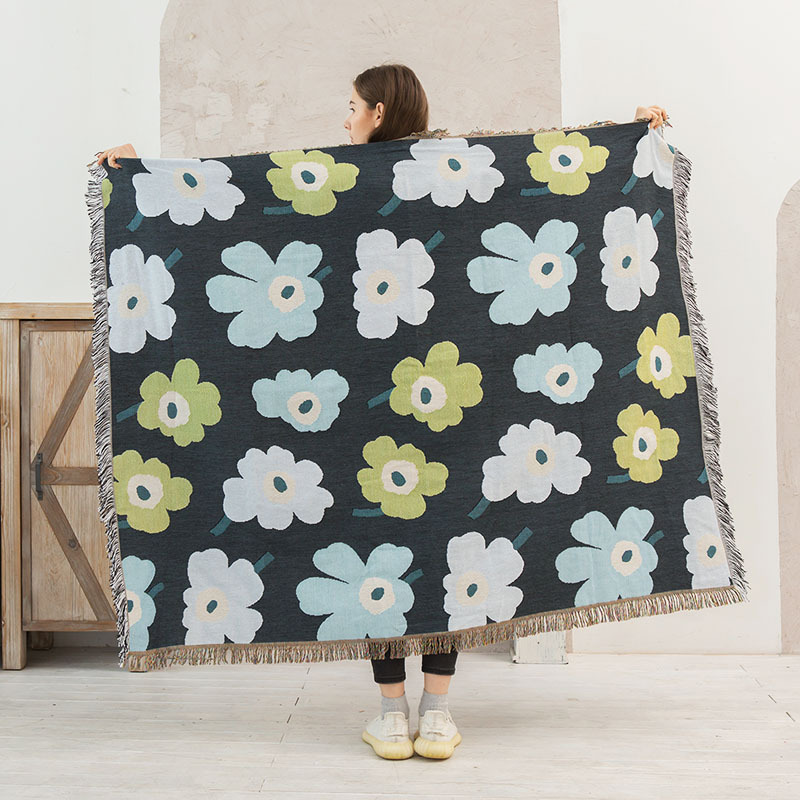 ブランケット 花畑模様の編み込みフリンジブランケット