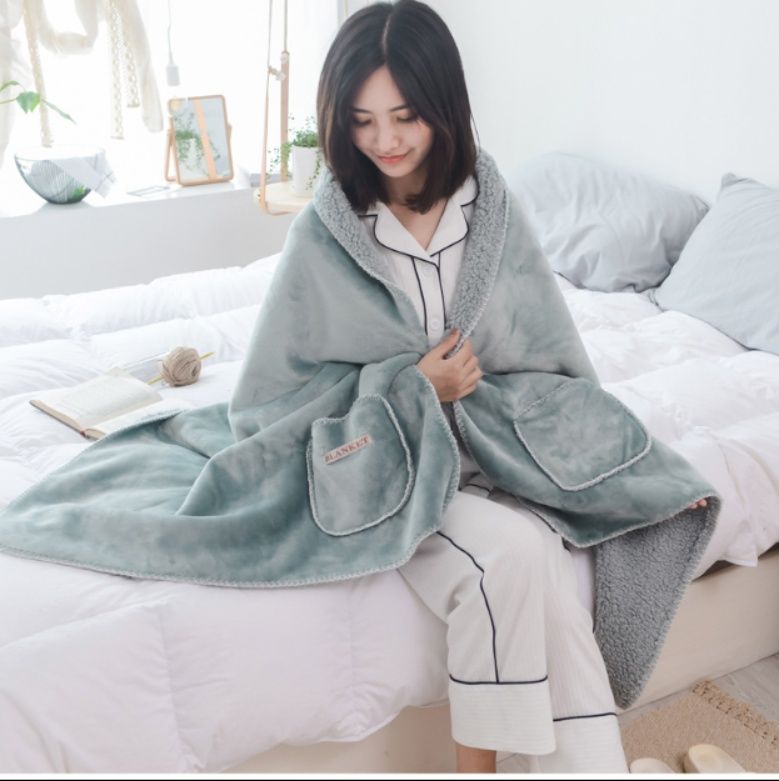 ブランケット ふわふわ極上手触りフード付き着る毛布