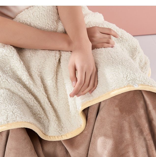 ブランケット もこもこボア裏地フード付き着る毛布