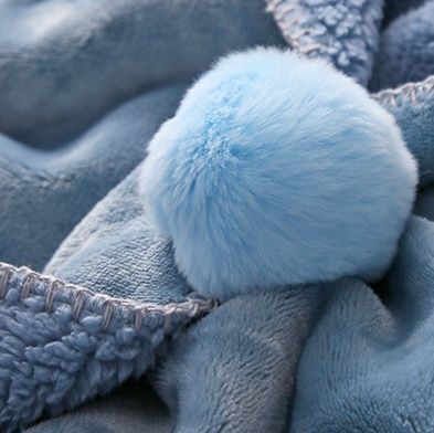 ブランケット もこもこ襟付きポケット付き着る毛布ブランケット