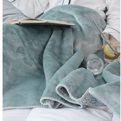 ブランケット ポンポン付きショール型ポケット付き着る毛布