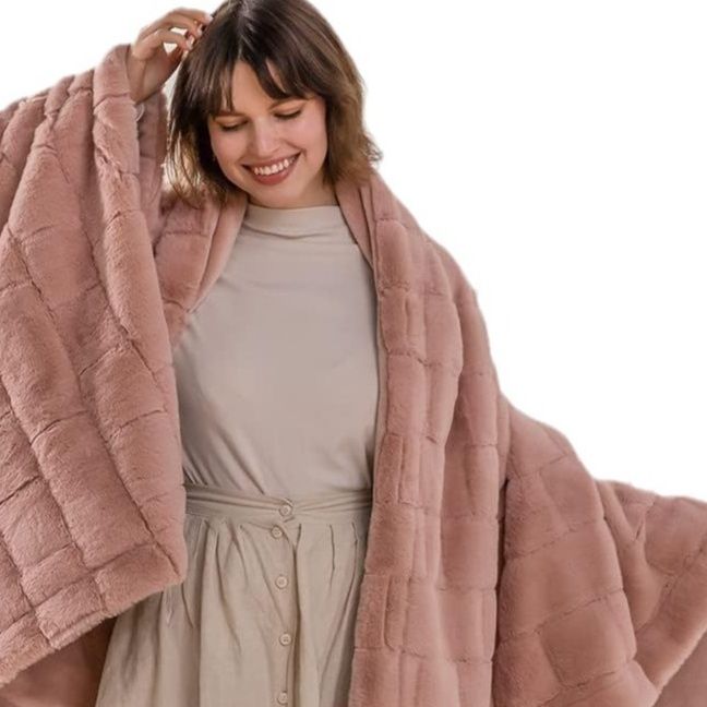 ブランケット ふんわり柔らか中綿入りロング丈着る毛布