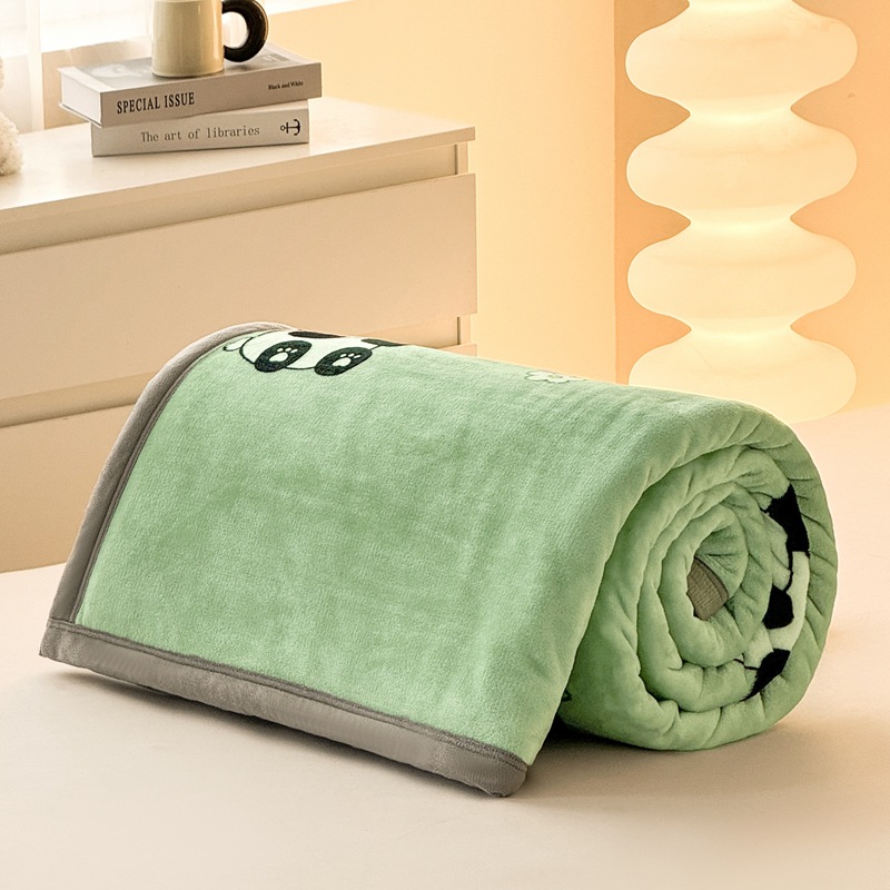 ブランケット ほっこりかわいい動物と果物柄のなめらかブランケット