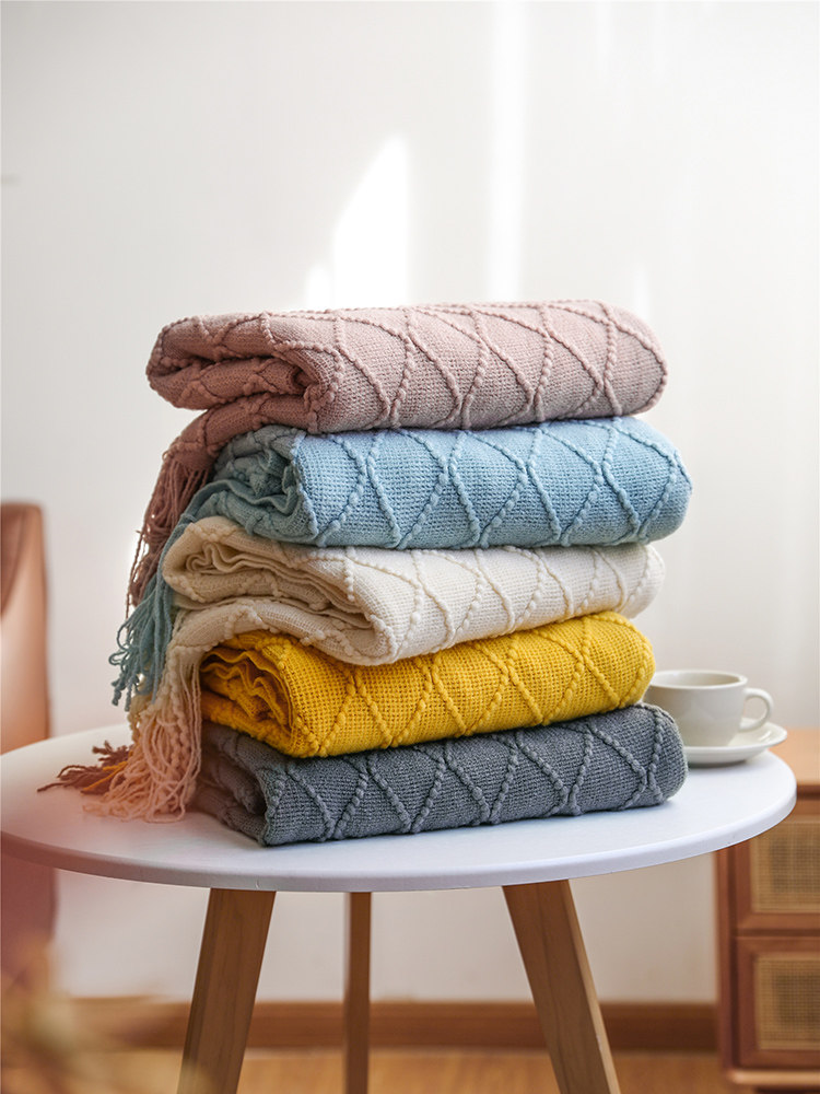 北欧風立体編みフリンジ付きニットブランケット