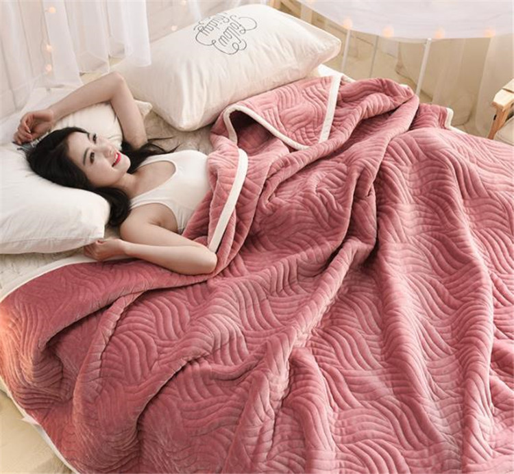 かわいい冷房対策ブランケット 厚手キルト生地 肌触り優しい毛布