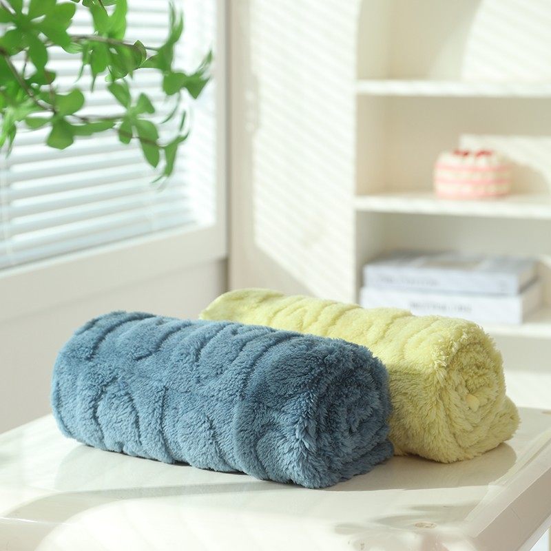 ブランケット ケーブル編み模様のふわふわ柔らかブランケット