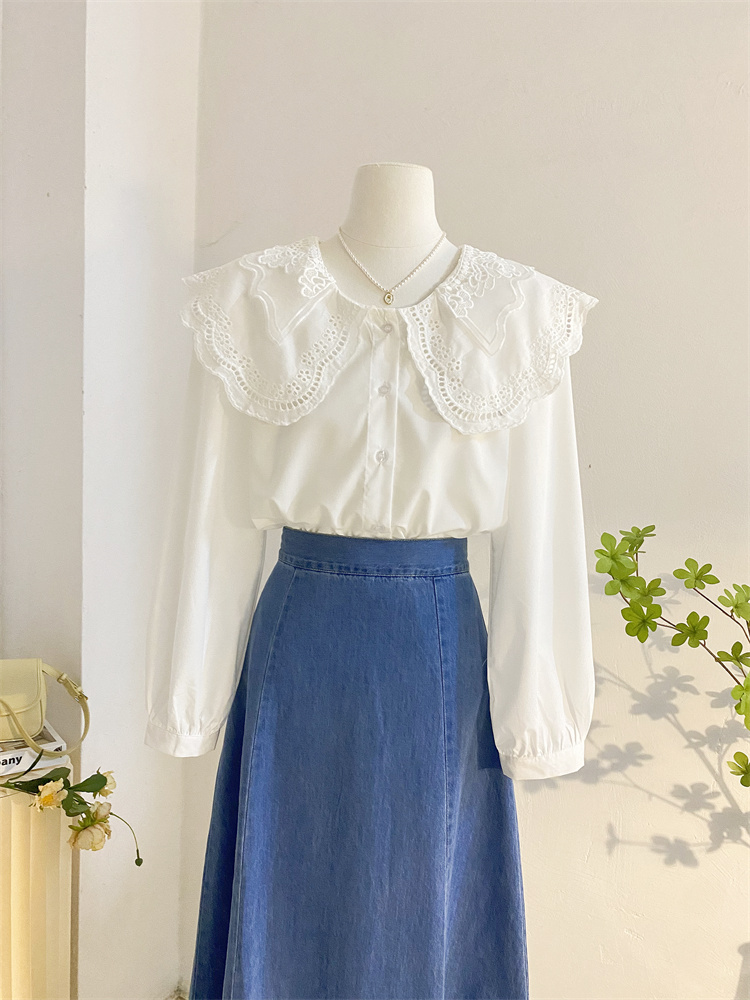 白ブラウス 花刺繍大きめ襟レースブラウス
