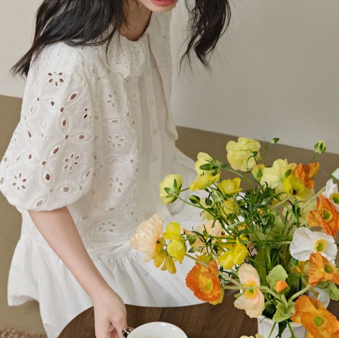 白ブラウス 花刺繍レース襟フリルブラウス