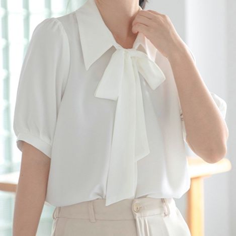 白ブラウス 優美なリボン結びブラウス