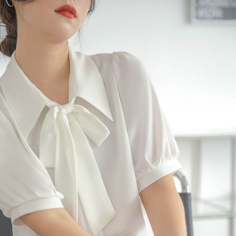 白ブラウス 優美なリボン結びブラウス