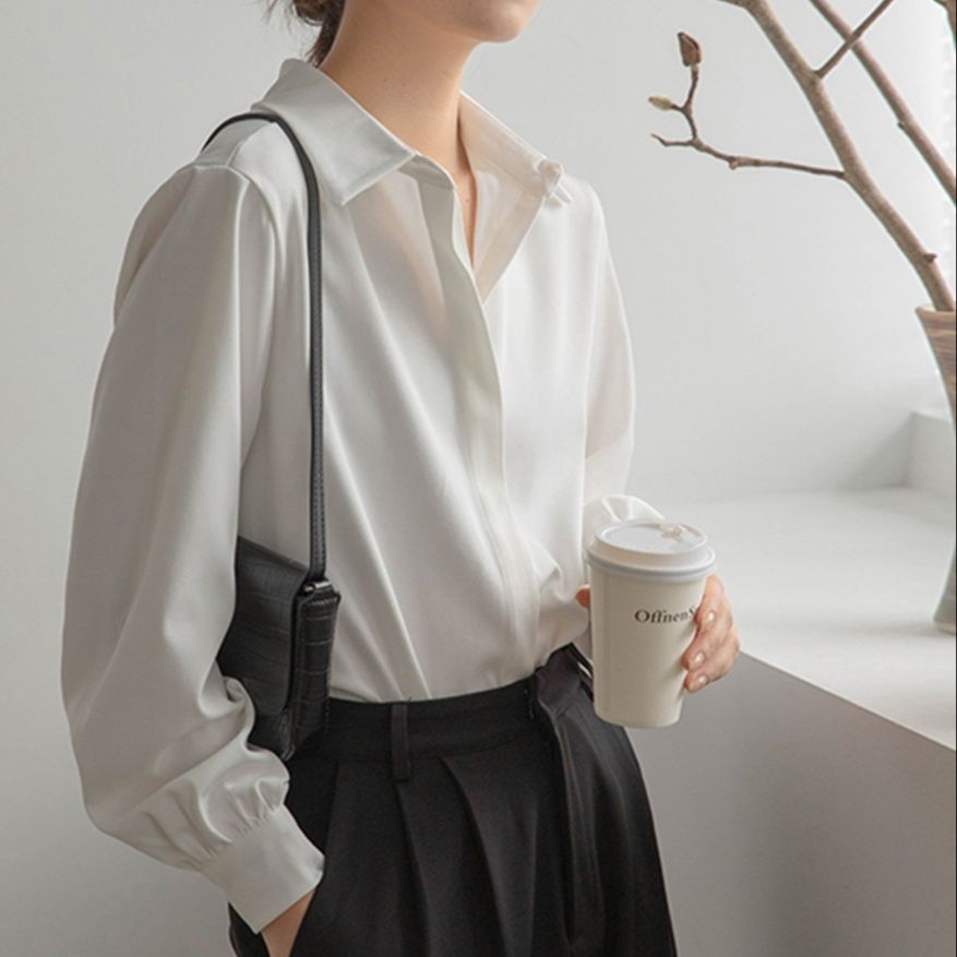 白ブラウス 上質シルエット ベーシックシャツ