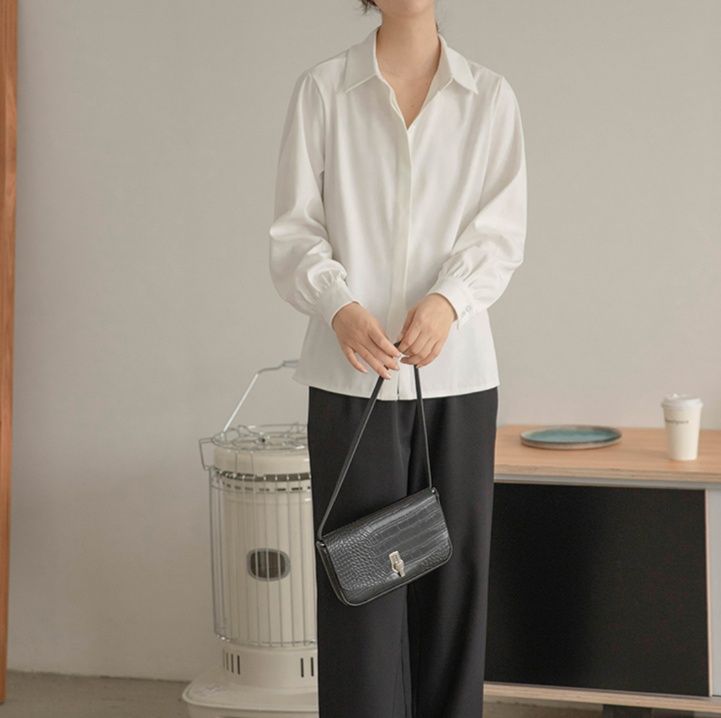 白ブラウス 上質シルエット ベーシックシャツ