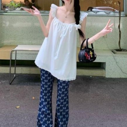 白ブラウス 肩フリル スクエアネック キャミソール
