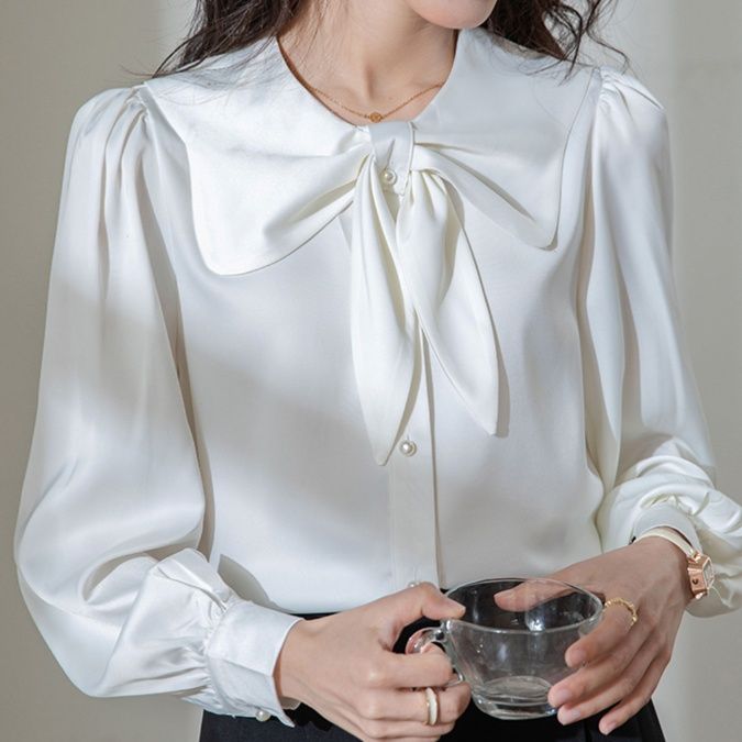 白ブラウス 優美な蝶結び襟ブラウス