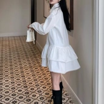 白ブラウス 優美なティアードフリルチュニック