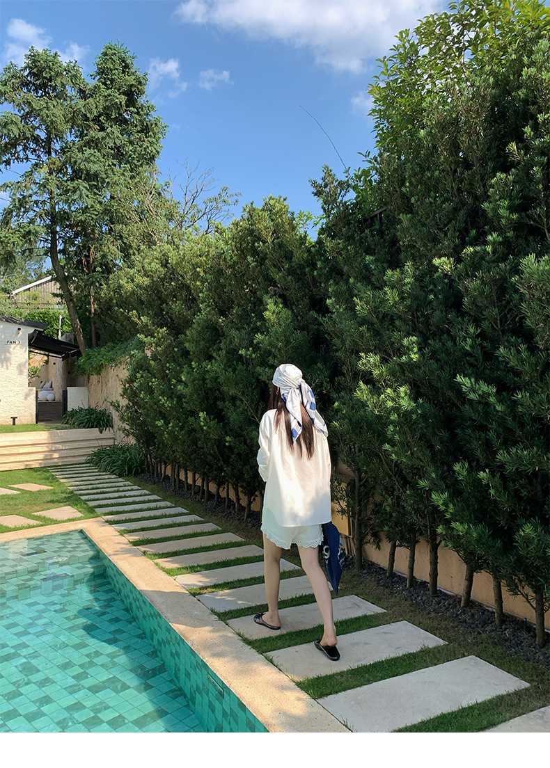 白ブラウス すっきり着こなすロングブラウス