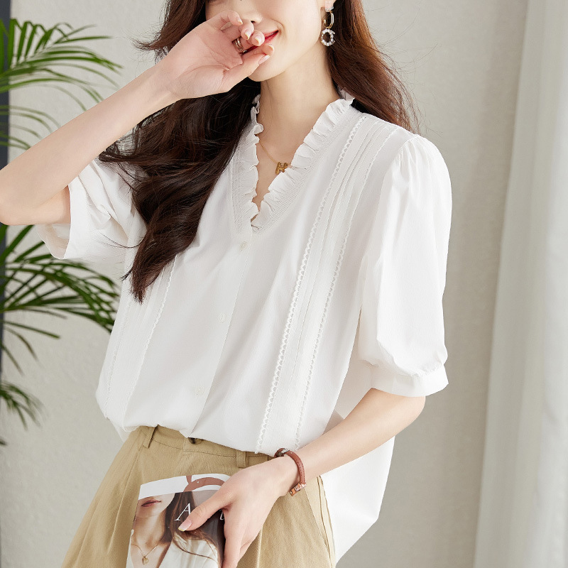 https://fulmo-img-server.com/blousy/4d877e54-b218-4763-ac9e-5d11d2d860dd.jpg