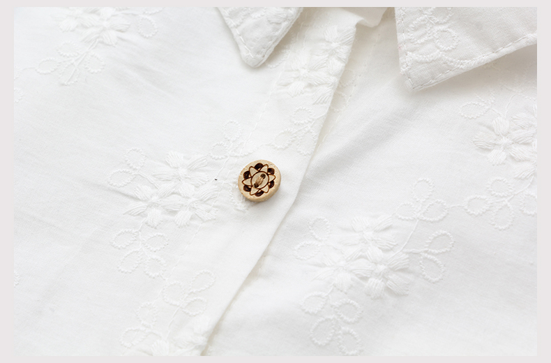 白ブラウス 花刺繍ロングシャツチュニック