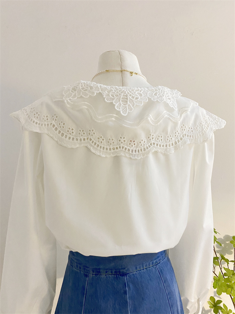 白ブラウス 花刺繍大きめ襟レースブラウス