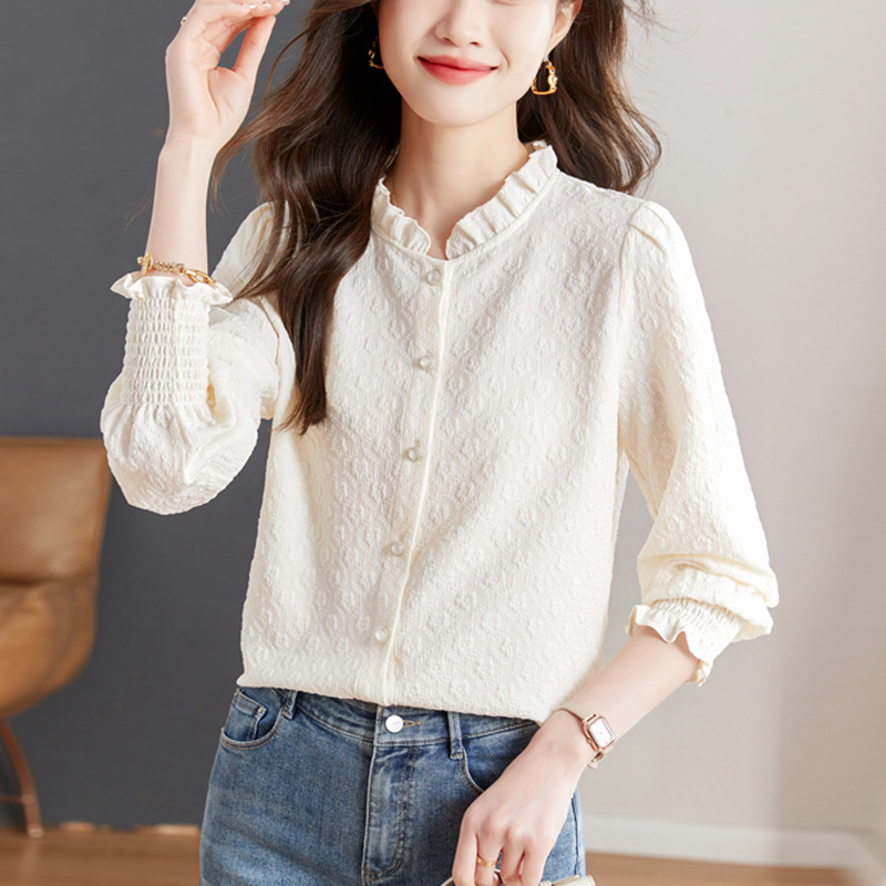 https://fulmo-img-server.com/blousy/8f507b28-fc98-4f01-84f4-b2ecc2316d69.jpg