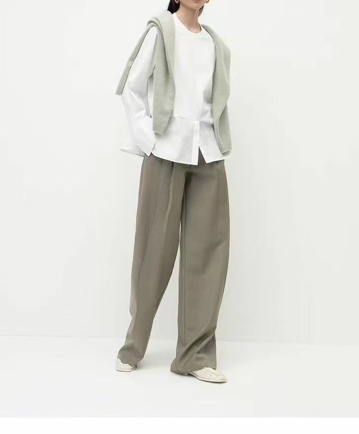 白ブラウス 優雅なレイヤードチュニック