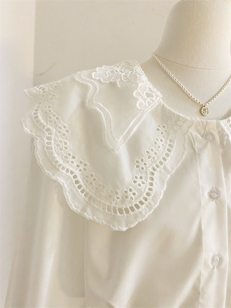 白ブラウス 花刺繍大きめ襟レースブラウス
