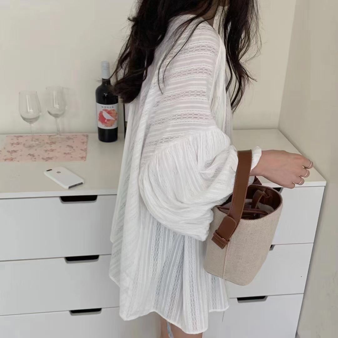 白ブラウス パフスリーブ白チュニック リボン付き着痩せブラウス