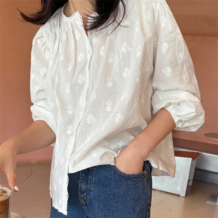 白ブラウス 刺繍入り長袖白シャツ 体型カバー丸首レディース