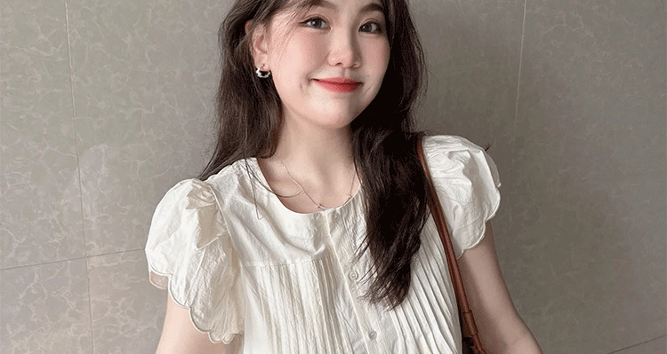 https://fulmo-img-server.com/blousy/de180acc-0fdc-4dce-92ce-5ea2b2dd3e30.jpg