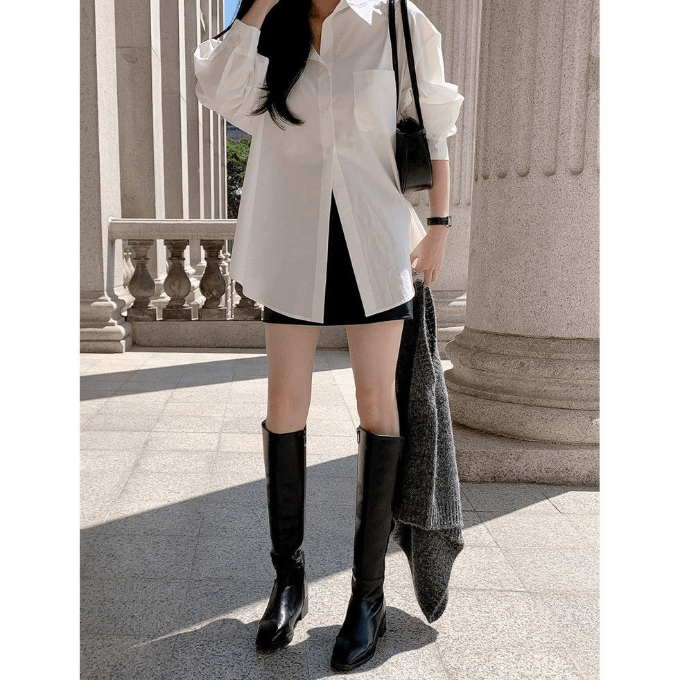 https://fulmo-img-server.com/blousy/f4496ec2-7ee2-4add-a6c6-59be31f79903.jpg