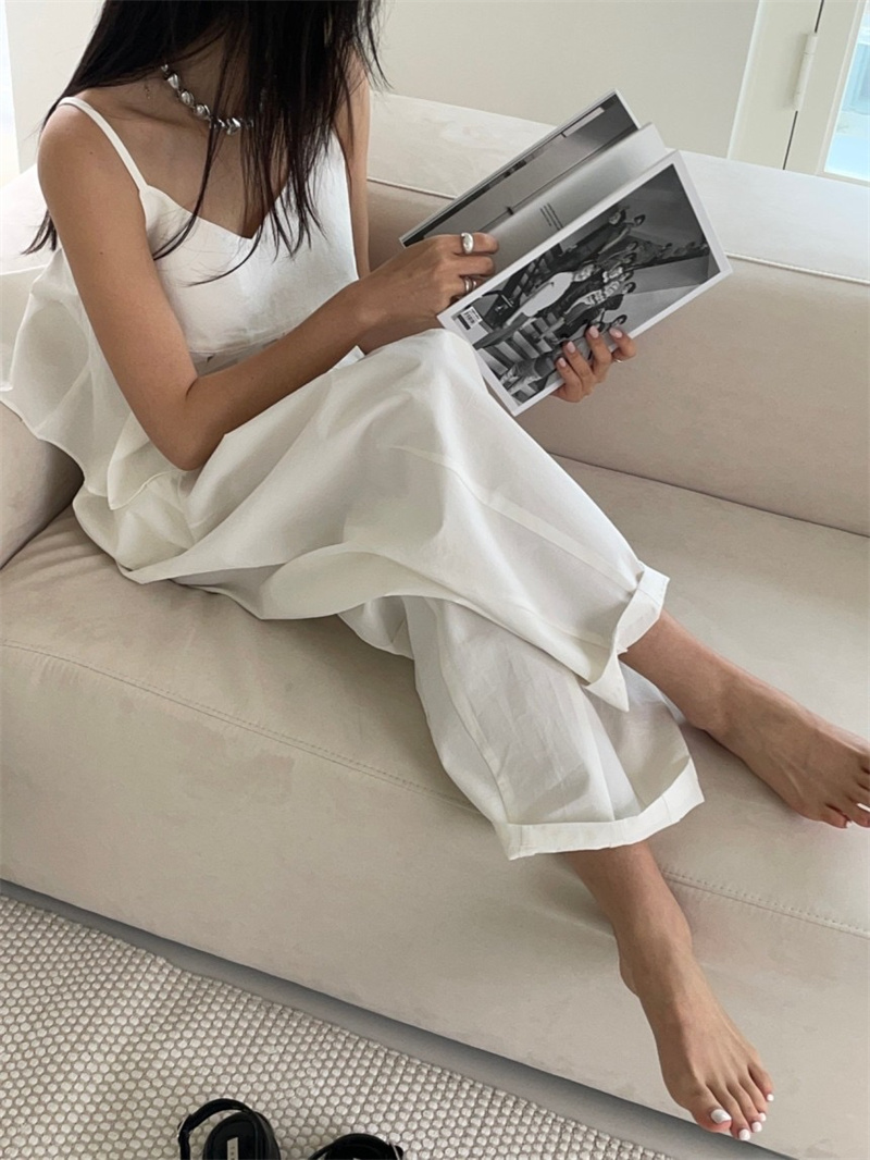ブルベ服　リラックス風ノースリーブペプラム上下セットアップ（ブルベ夏向け・ブルベ冬向け）