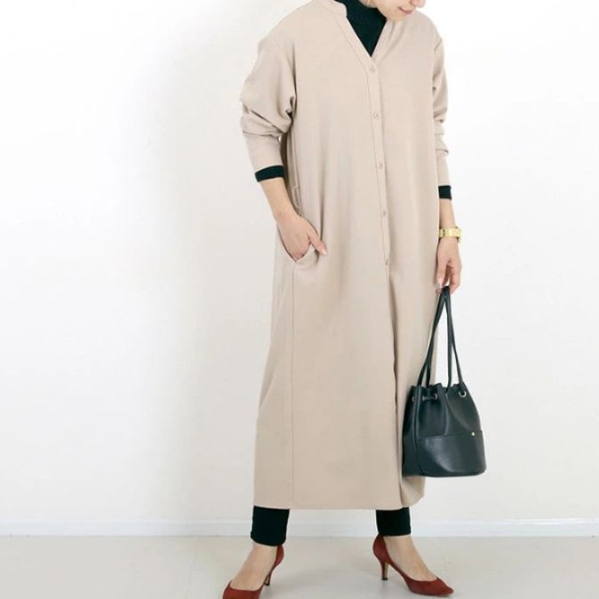 ワンピース　洗練ロングシャツニットワンピース（イエベ春向け・イエベ秋向け）