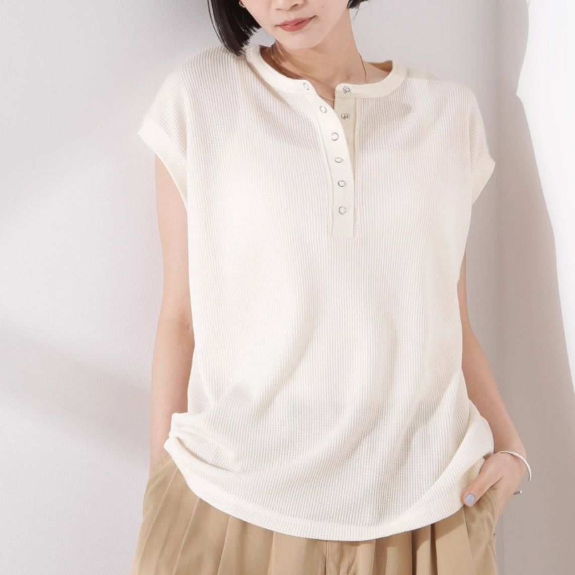 Tシャツ　涼やかワッフル編みヘンリーネックＴシャツ（ブルベ夏向け・ブルベ冬向け）
