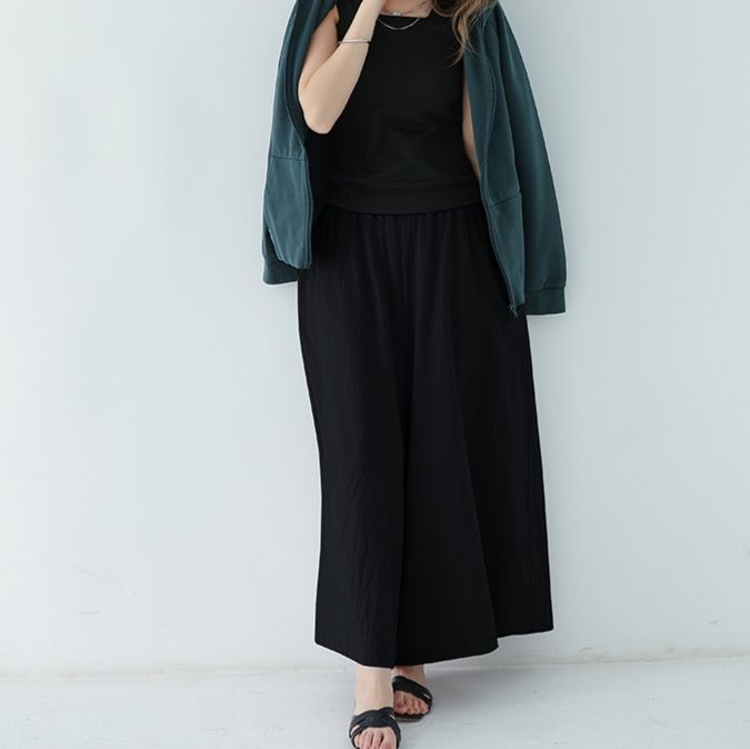パンツ　ゆったり優雅な麻混フレアパンツ（ブルベ夏向け・ブルベ冬向け）