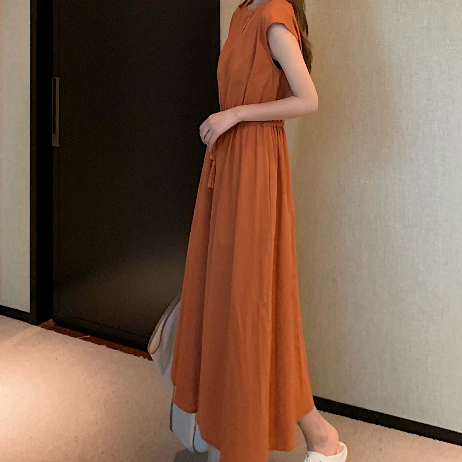 ワンピース　優美な佇まい フレアロングワンピース（ブルベ夏向け・ブルベ冬向け）