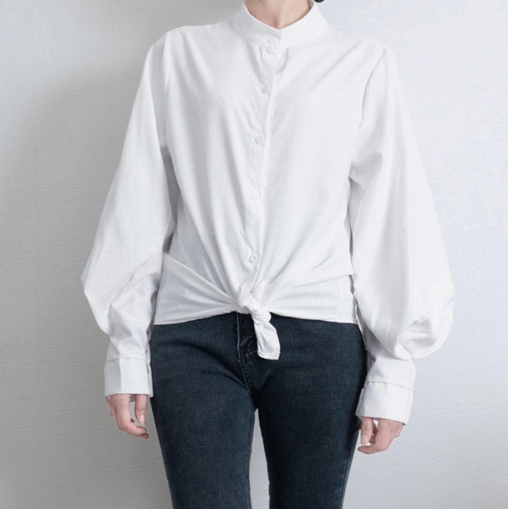イエベ服　上品スタンドカラー ボリューム袖ブラウス（イエベ春向け・イエベ秋向け）