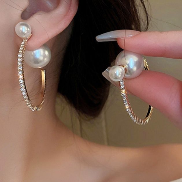 イエベ映え　パール煌めきフープピアス アクセサリー（イエベ春向け）