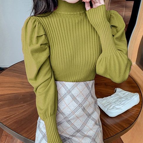 ブルベ服　金ボタン付きハイネックニットトップス（ブルベ夏向け・ブルベ冬向け）