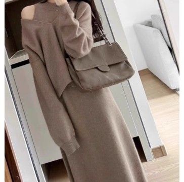 ブルベ服　トップス付き 2wayニットワンピース（ブルベ夏向け・ブルベ冬向け）