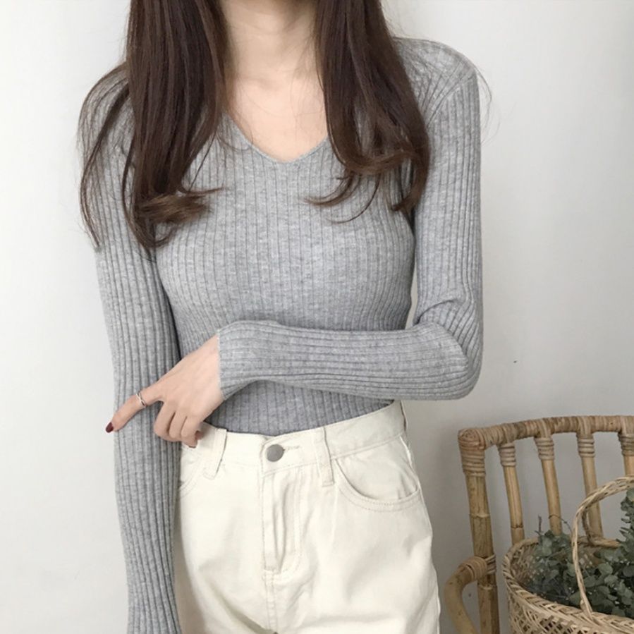 ブルベ服　きれいめブイネックリブニット長袖カーディガン（ブルベ夏向け・ブルベ冬向け）