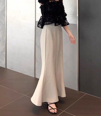 ブルベ服　すらりと美しいロングフレアスカート（ブルベ夏向け・ブルベ冬向け）