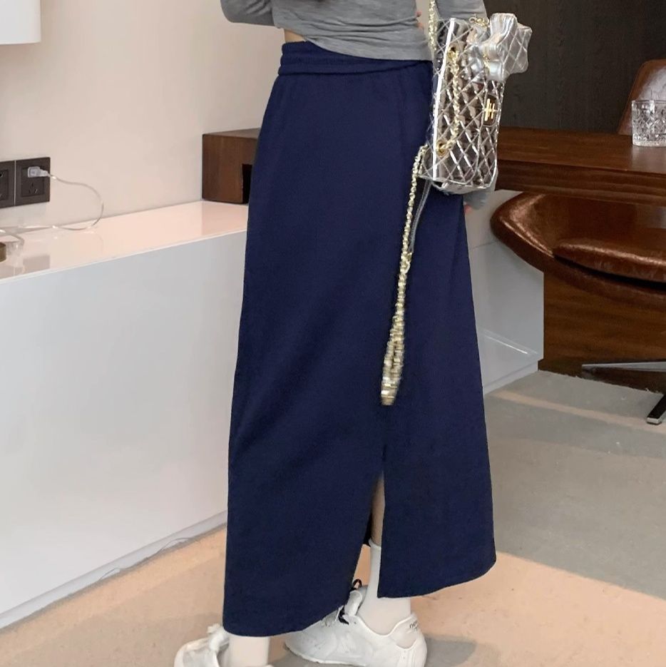ブルベファッション 薄手素材ロングスカート 裾スリット入り