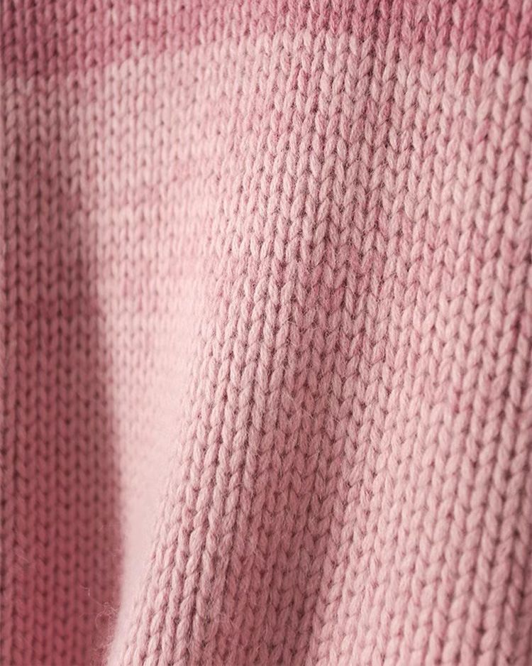 ブルベ夏/ブルベ冬服　上品なボーダー柄丸首長袖ニットプルオーバー