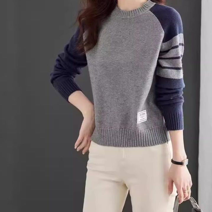 ブルベ夏/ブルべ冬服　配色切り替えボーダー柄長袖ニットプルオーバー