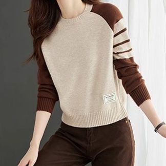 ブルベ夏/ブルべ冬服　配色切り替えボーダー柄長袖ニットプルオーバー