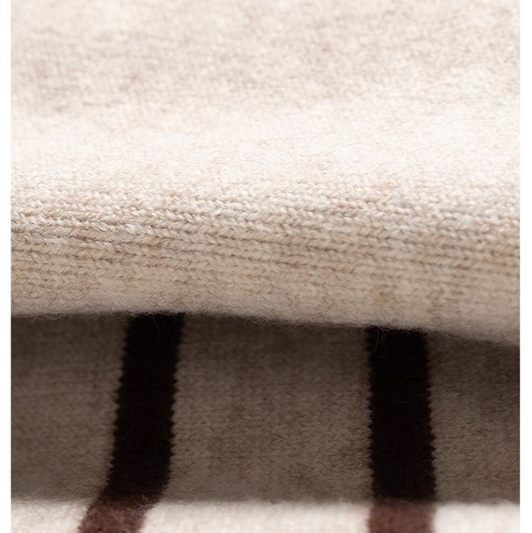 ブルベ夏/ブルべ冬服　配色切り替えボーダー柄長袖ニットプルオーバー