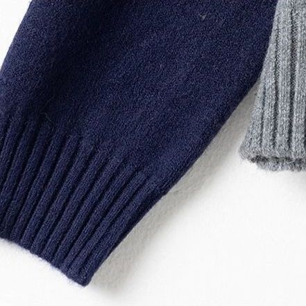 ブルベ夏/ブルべ冬服　配色切り替えボーダー柄長袖ニットプルオーバー