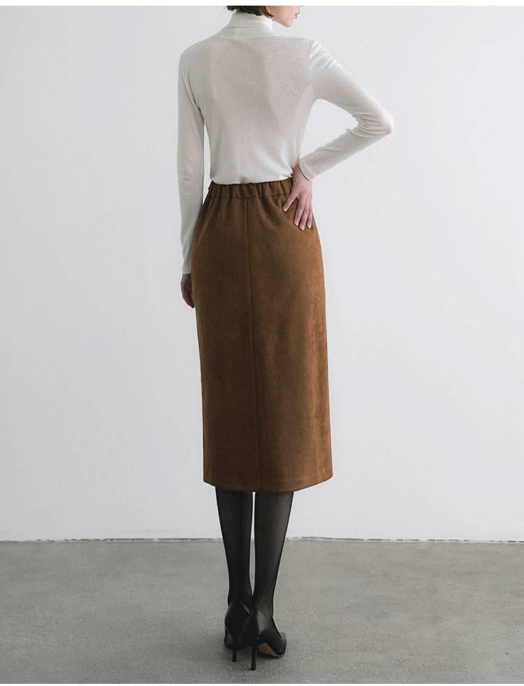 ブルベ冬服　上品スリット入りミディ丈タイトスカート