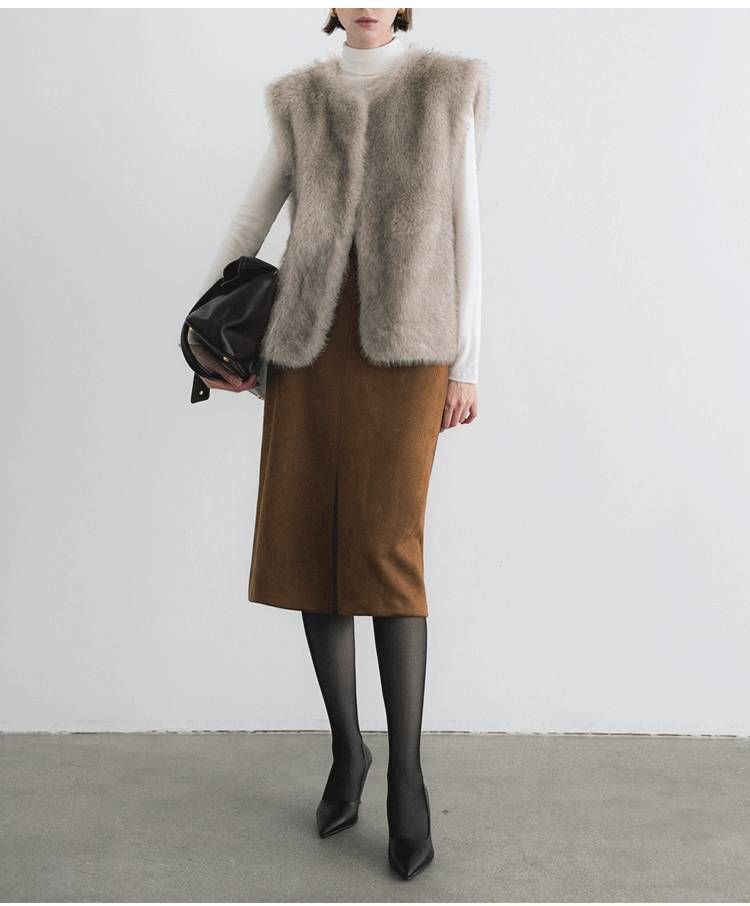 ブルベ冬服　上品スリット入りミディ丈タイトスカート