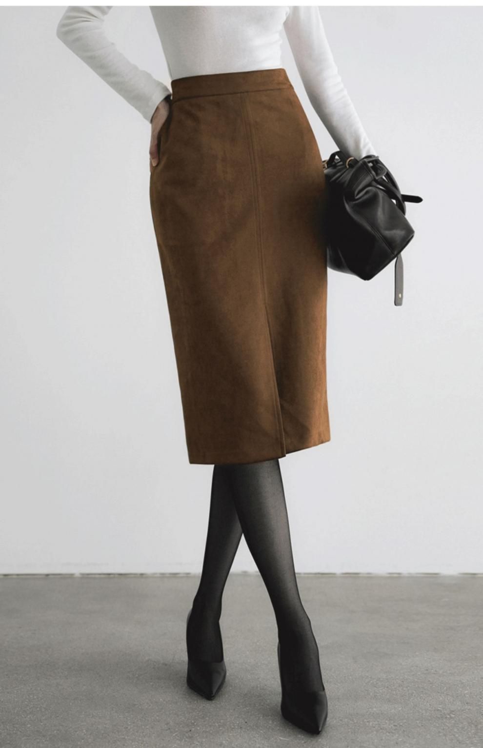 ブルベ冬服　上品スリット入りミディ丈タイトスカート